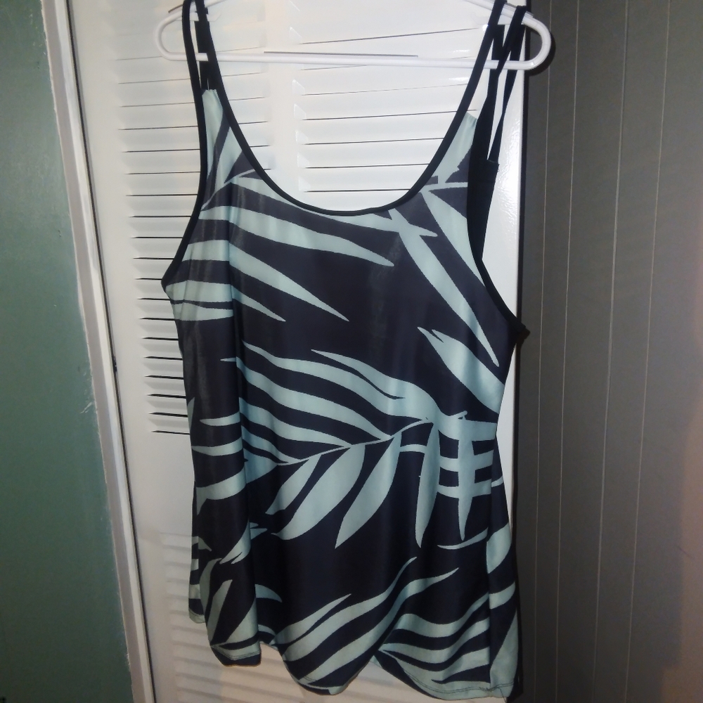 Black and Mint Leaf Print Tank Top